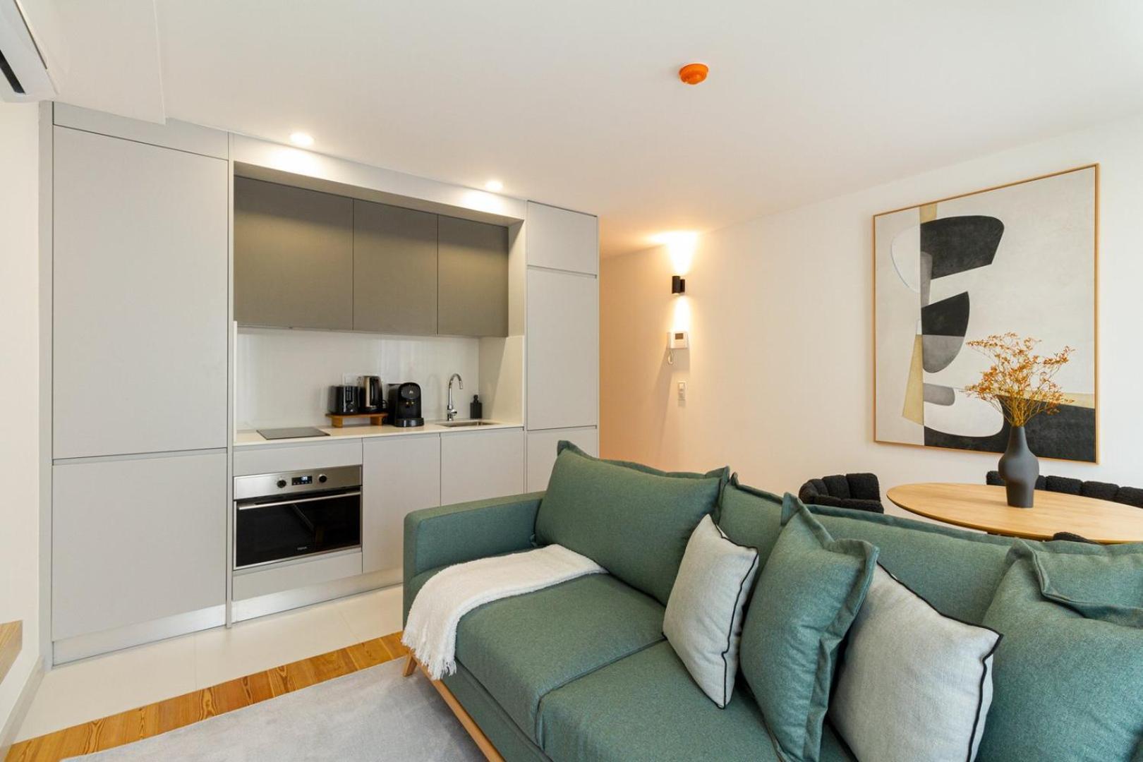 Guestready - Cozy Vitoria Apartment Порту Экстерьер фото