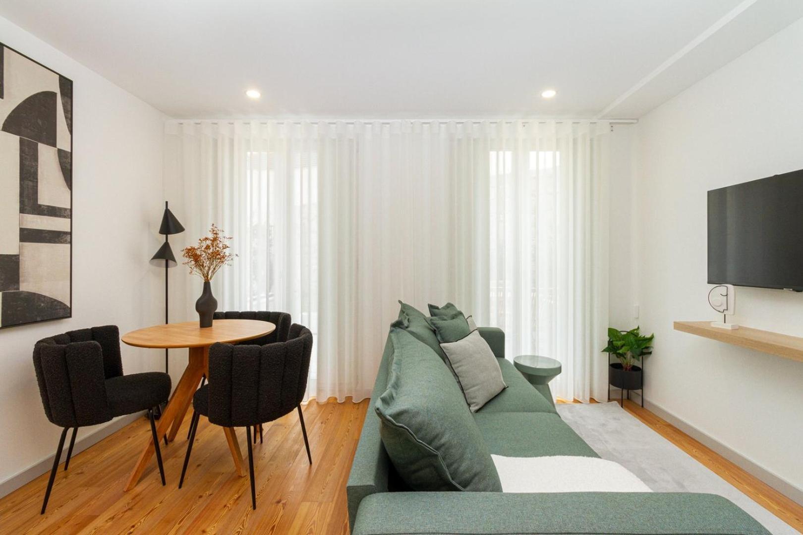 Guestready - Cozy Vitoria Apartment Порту Экстерьер фото