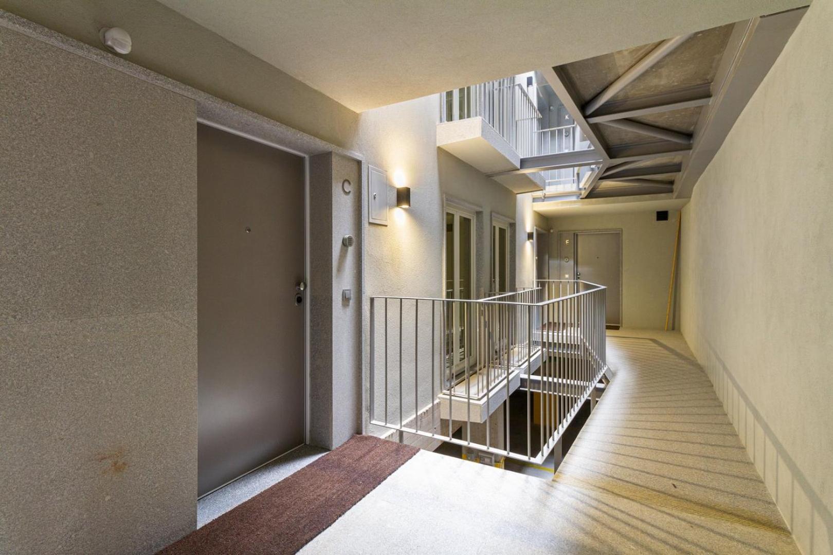 Guestready - Cozy Vitoria Apartment Порту Экстерьер фото